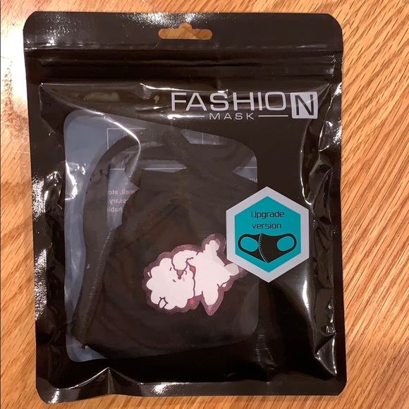 BT21 Facemask - Picture 1 of 2